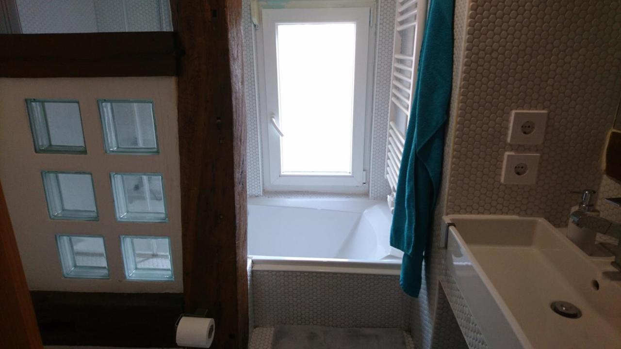 Kleine Gemuetliche Ferienwohnung Im Fachwerkstil Wolfsburg Esterno foto